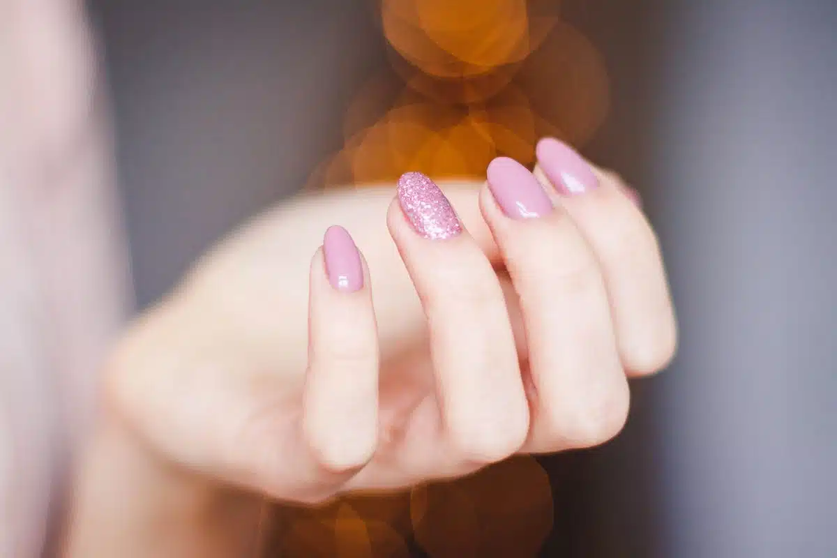 Les astuces pour prendre soin de ses ongles et les rendre plus forts