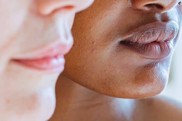 Les meilleurs traitements naturels pour l’acné rosacée, l’eczéma et autres problèmes de peau