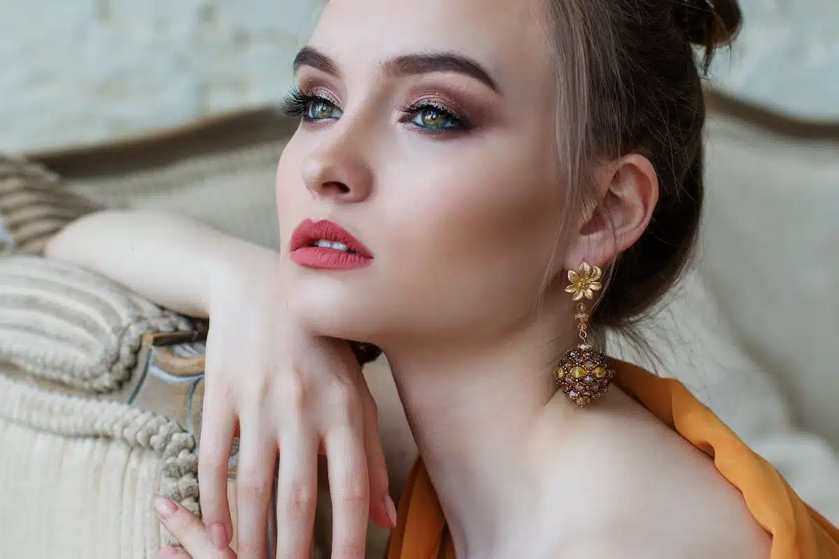 Les essentiels pour un maquillage naturel et impeccable