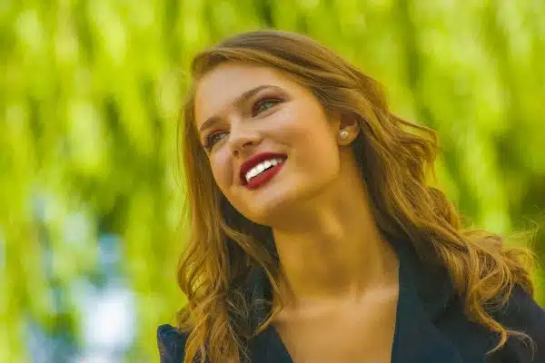Obtenez un teint parfait avec ces produits de beauté incontournables