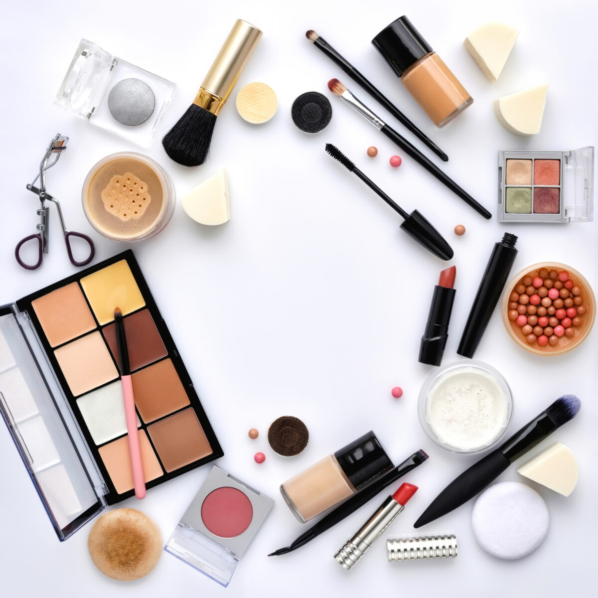 Les tendances de maquillage : les produits en vogue et les techniques tendance